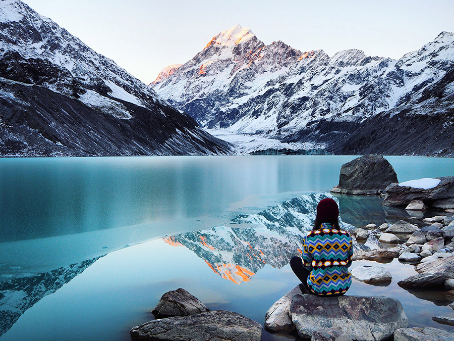 Sunset at mt.cook on the lake